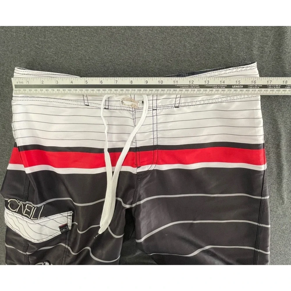 O'Neill Mens Board Shorts Black‎ White Red Striped Surf Trunks Size 31 RN85773